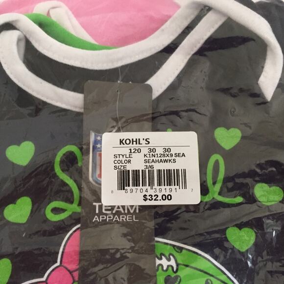 🏈NWT Set of 3 NFL Seattle Seahawks Heart Bodysuits (3-6 Months) - Picture 8 of 8